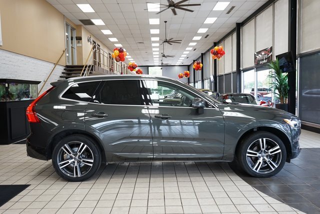 Used 2019 Volvo XC60 T5 Momentum w/ Multimedia Package image 19