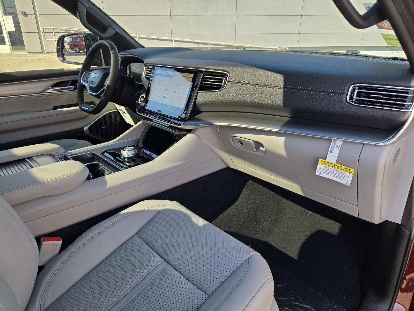 New 2026 Jeep Grand Wagoneer 2WD w/ Premium Group I image 33