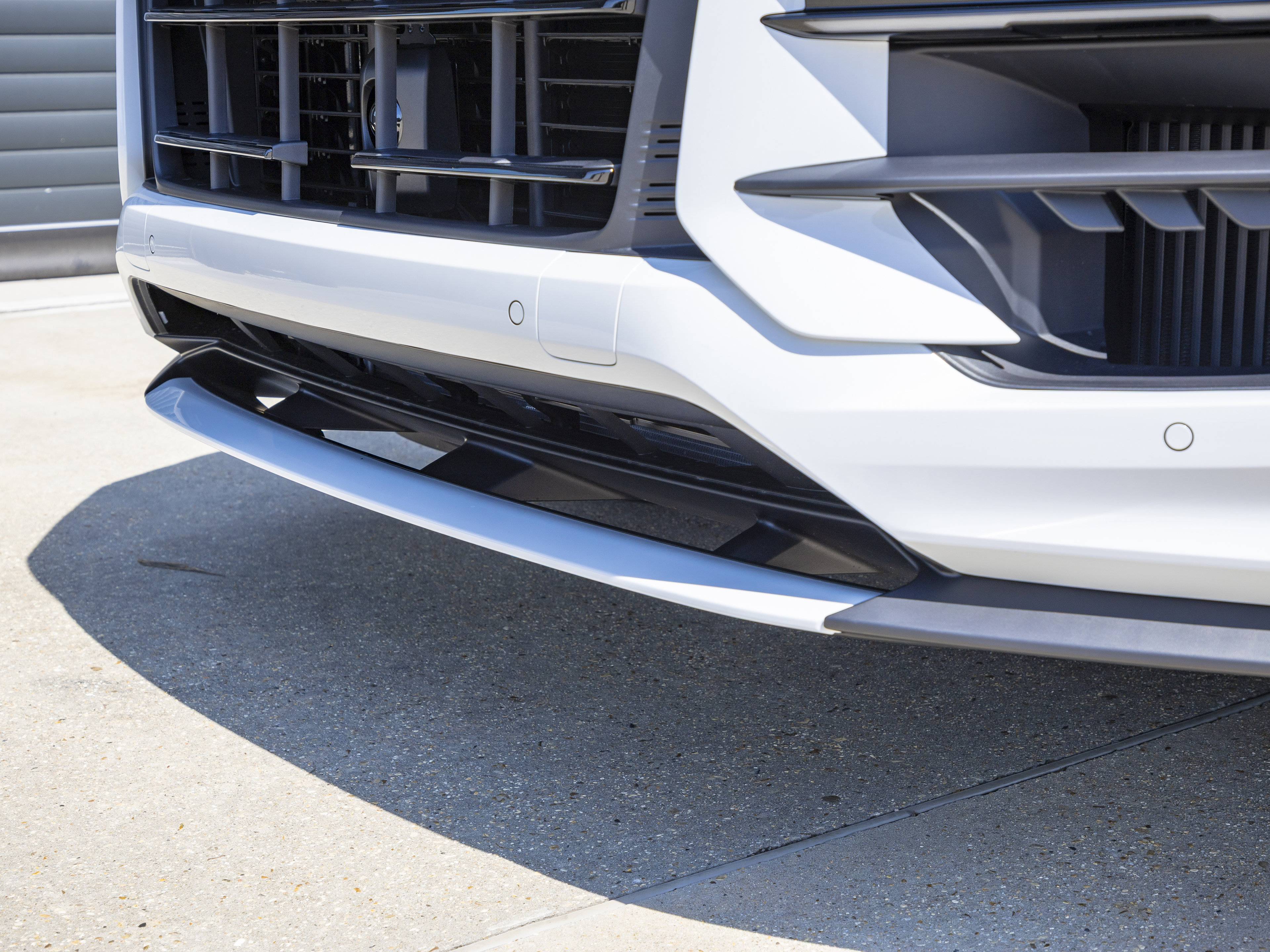 New 2026 Porsche Cayenne Turbo GT image 23