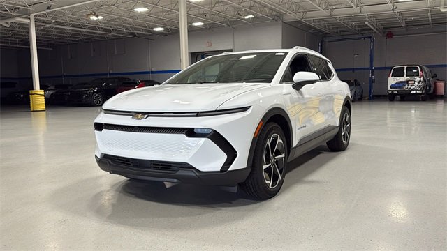 New 2026 Chevrolet Equinox EV LT image 15