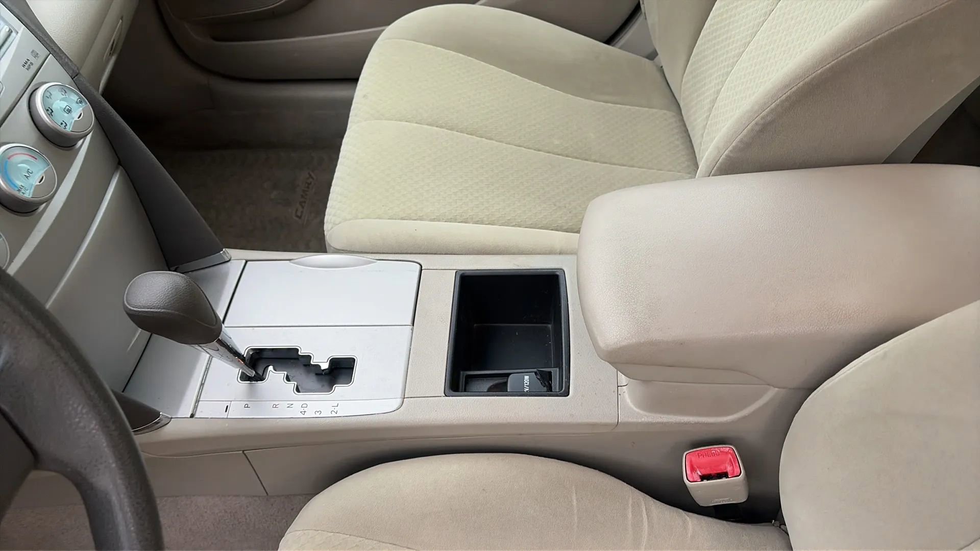 Used 2007 Toyota Camry LE image 36