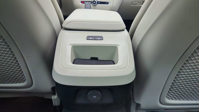 Used 2024 Volvo S60 B5 Plus w/ Climate Package image 39