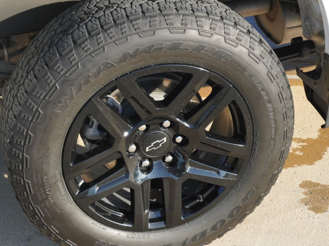 Used 2024 Chevrolet Silverado 1500 RST w/ Convenience Package II RWD image 11