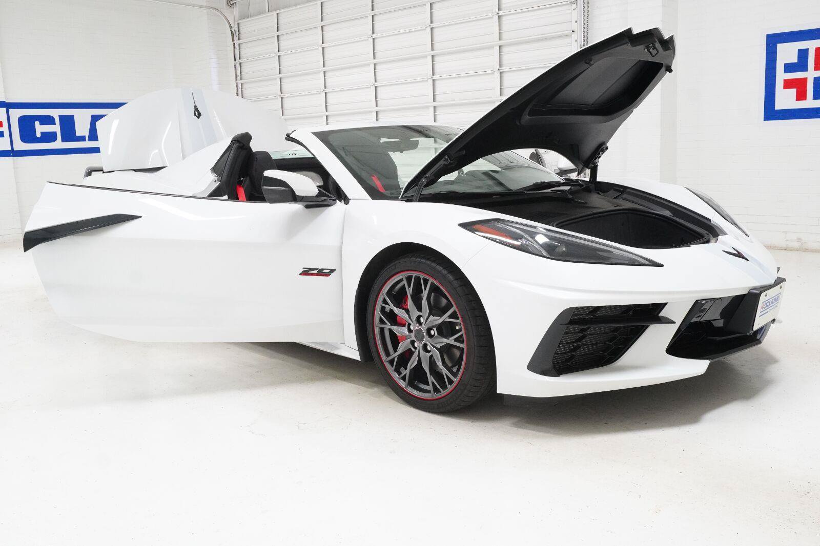 Used 2023 Chevrolet Corvette Stingray Premium Conv RWD image 39