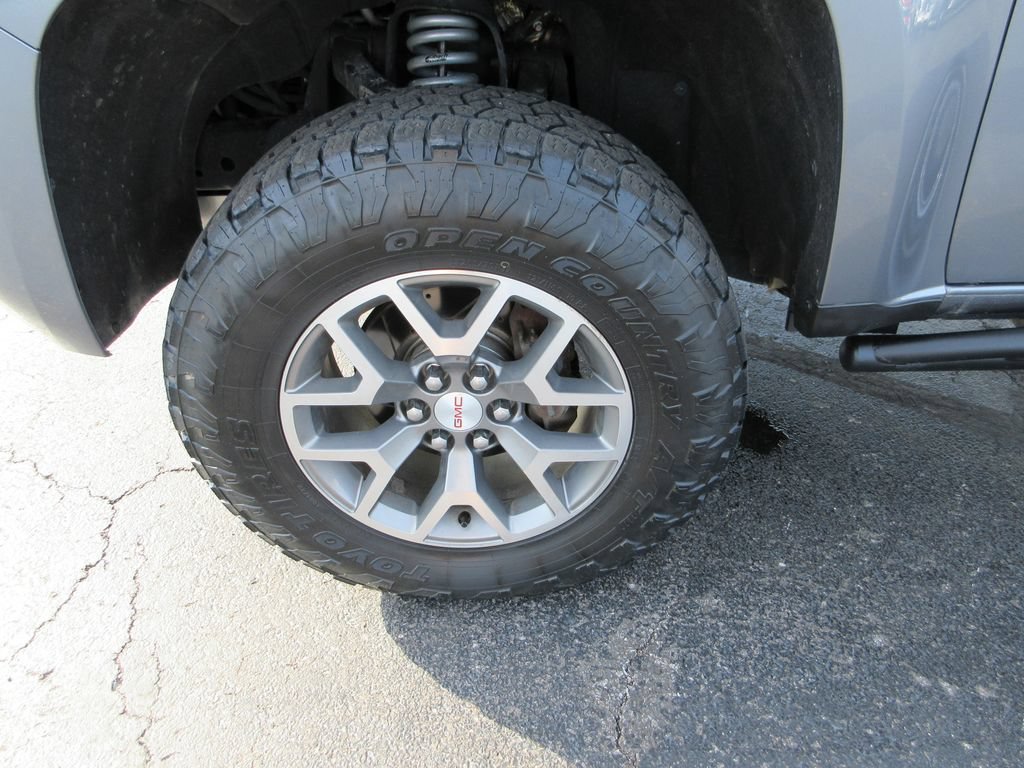 Used 2019 GMC Canyon All Terrain w/ Trailering Package AWD/4WD image 14