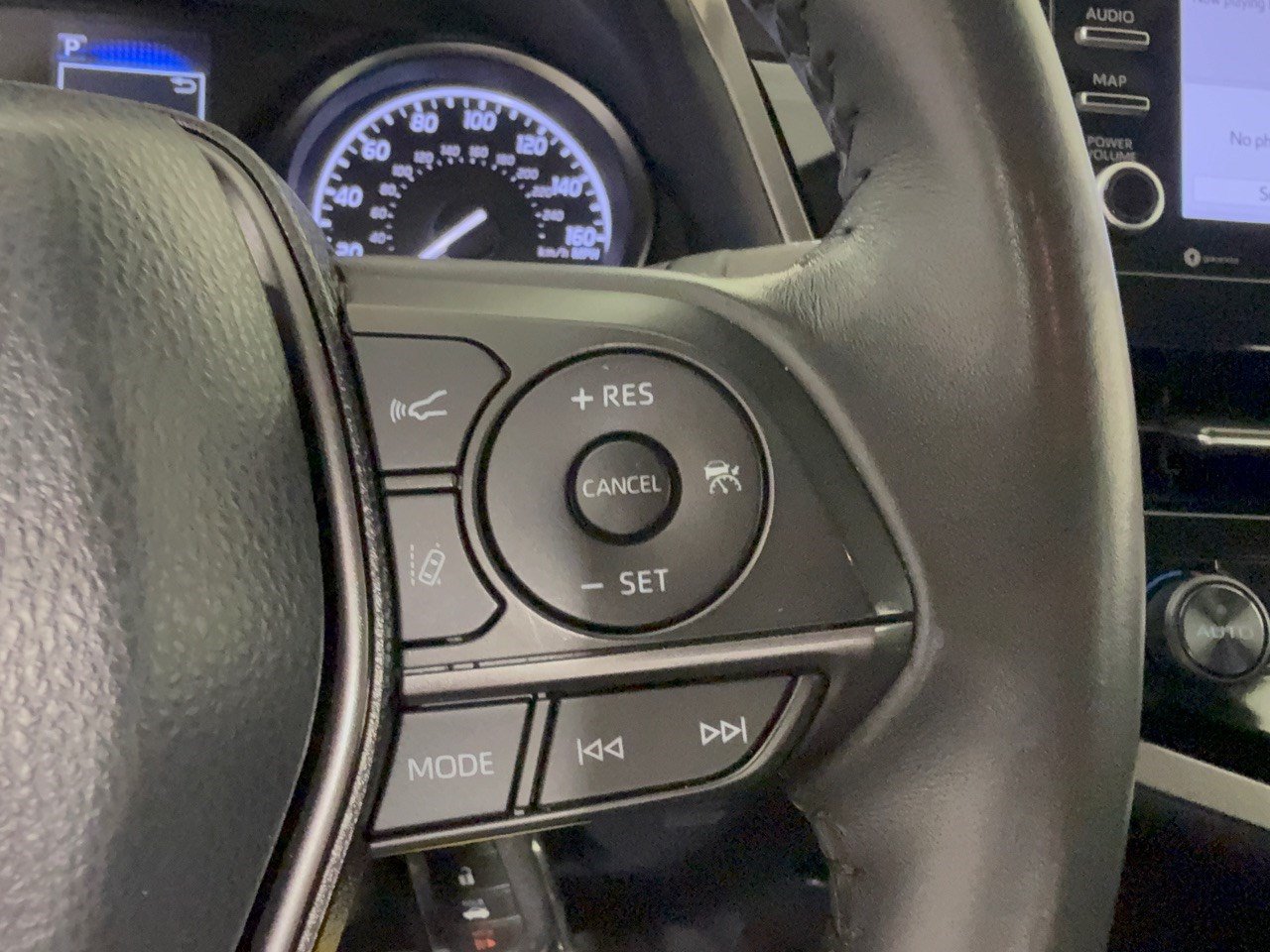 Used 2024 Toyota Camry SE FWD image 19