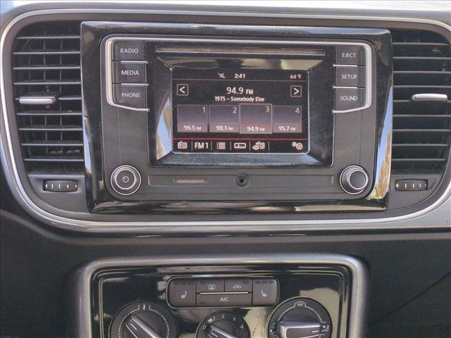 Used 2018 Volkswagen Beetle 2.0T S image 11