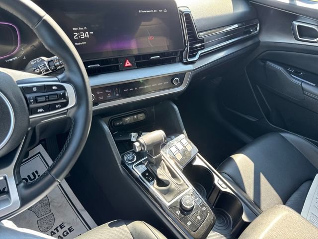 Used 2023 Kia Sportage EX image 15