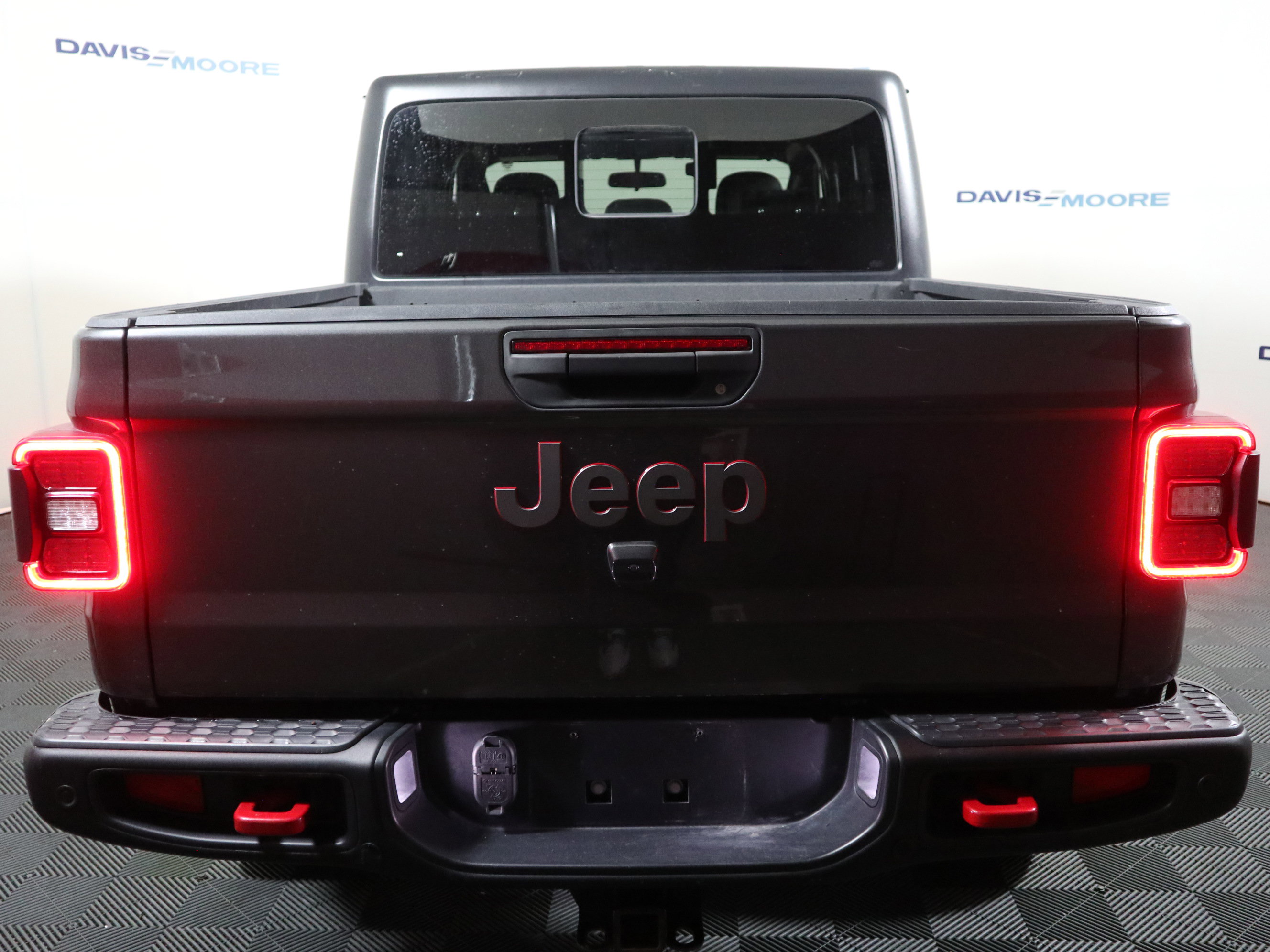 Used 2021 Jeep Gladiator Rubicon w/ Cold Weather Group image 7