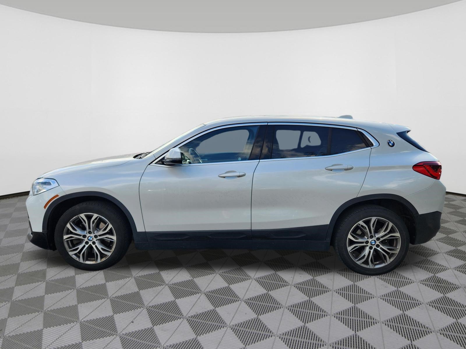 Used 2020 BMW X2 xDrive28i w/ Convenience Package AWD/4WD image 5