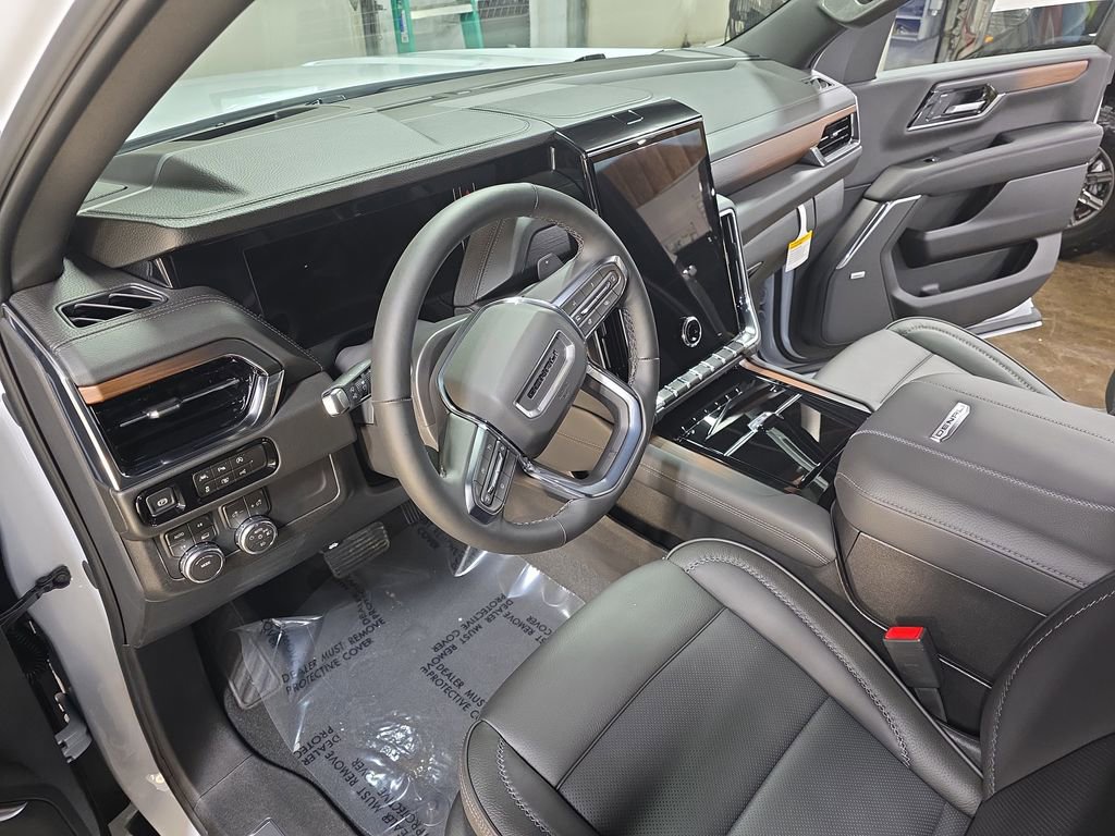 New 2026 GMC Yukon Denali w/ Sun & Power Step Package AWD/4WD image 18