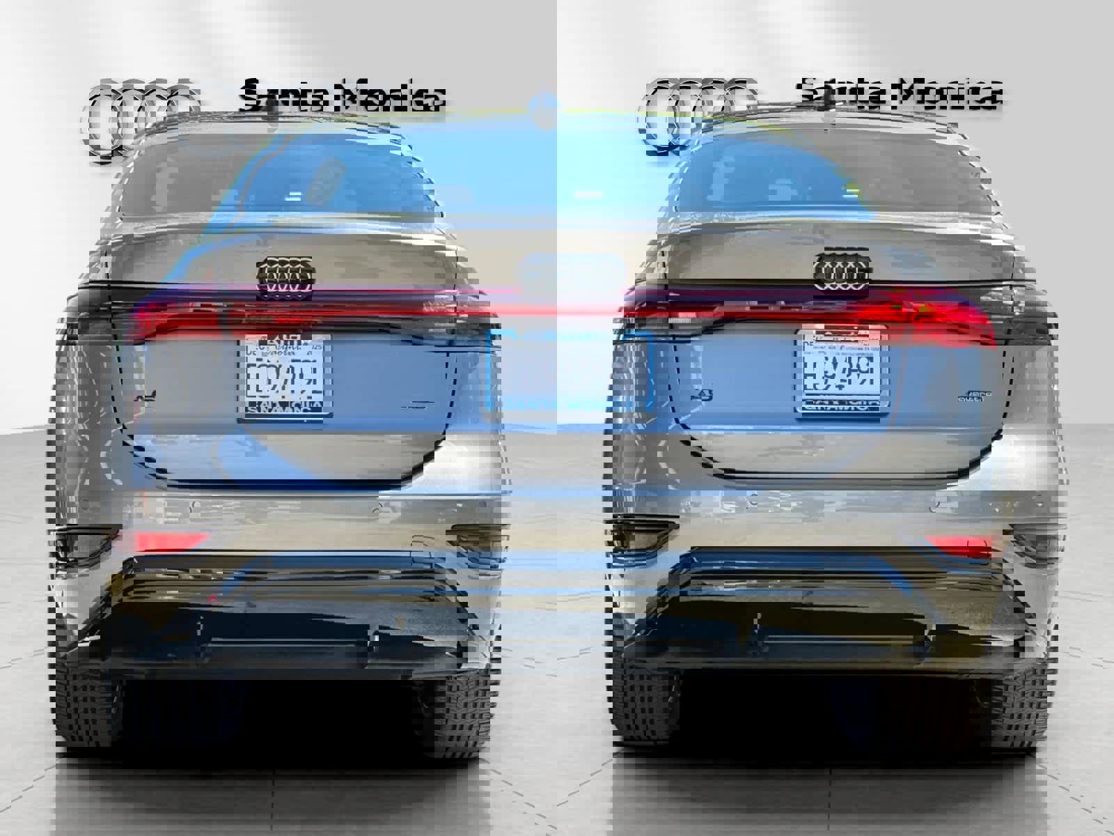 Used 2025 Audi A6 e-tron Premium w/ Convenience Package image 7