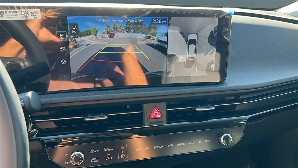 New 2025 Kia EV6 Light image 16