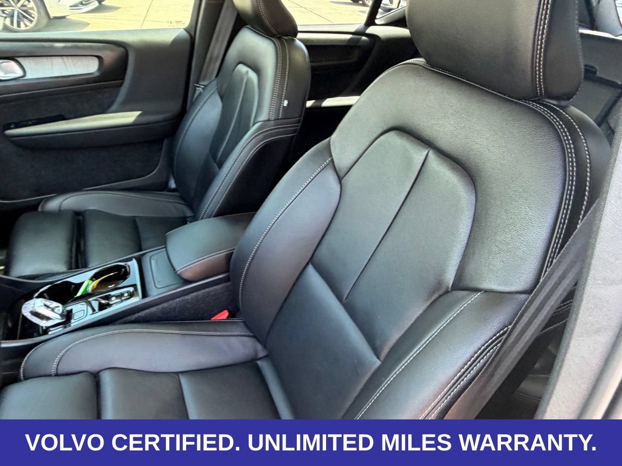 Certified 2026 Volvo XC40 B5 Plus AWD/4WD image 24