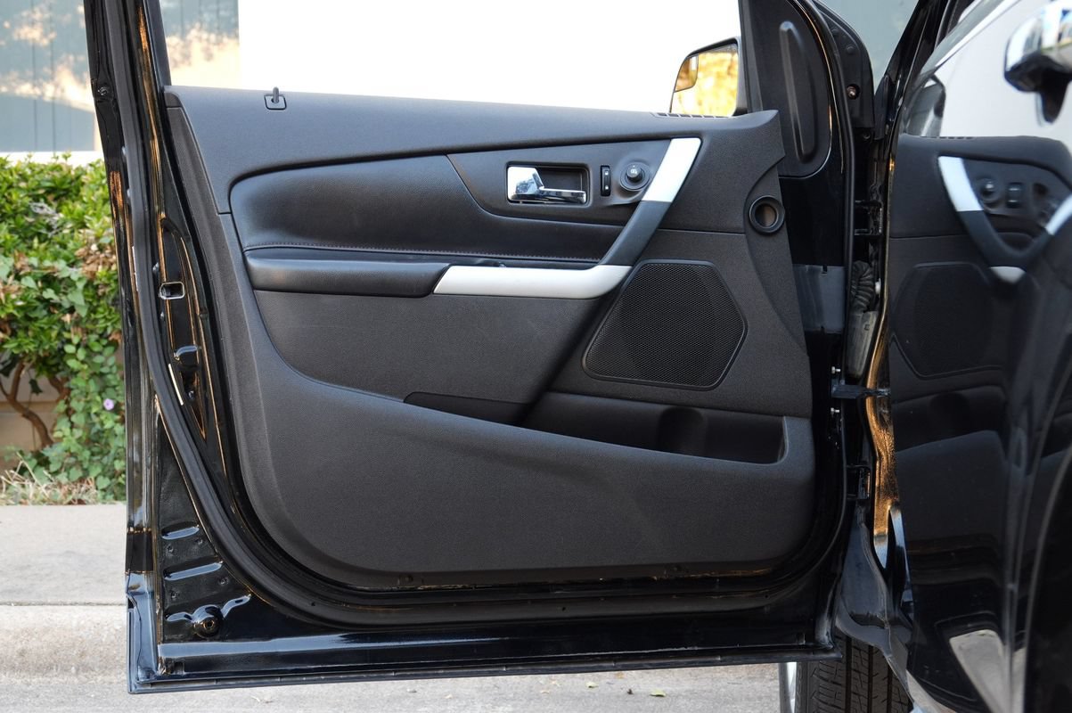 Used 2011 Ford Edge SEL w/ 202A Rapid Spec Order Code FWD image 36