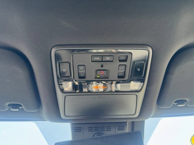 Used 2025 Toyota Grand Highlander AWD Hybrid image 41