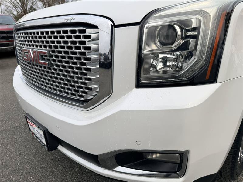 Used 2016 GMC Yukon XL Denali w/ Open Road Package AWD/4WD image 10