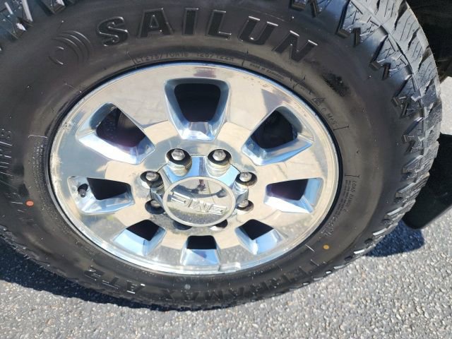 Used 2011 GMC Sierra 3500 SLE w/ SLE Preferred Package image 10