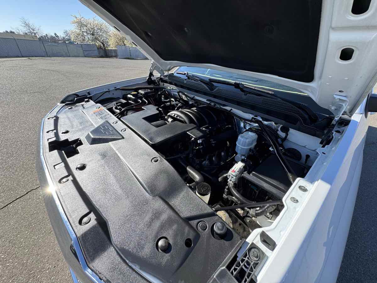 Used 2018 Chevrolet Silverado 1500 LT w/ All Star Edition image 34