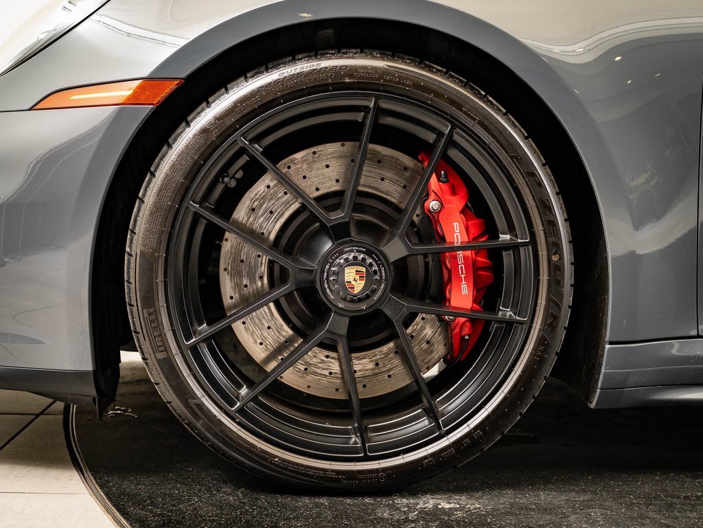 Certified 2025 Porsche 911 Carrera GTS image 12