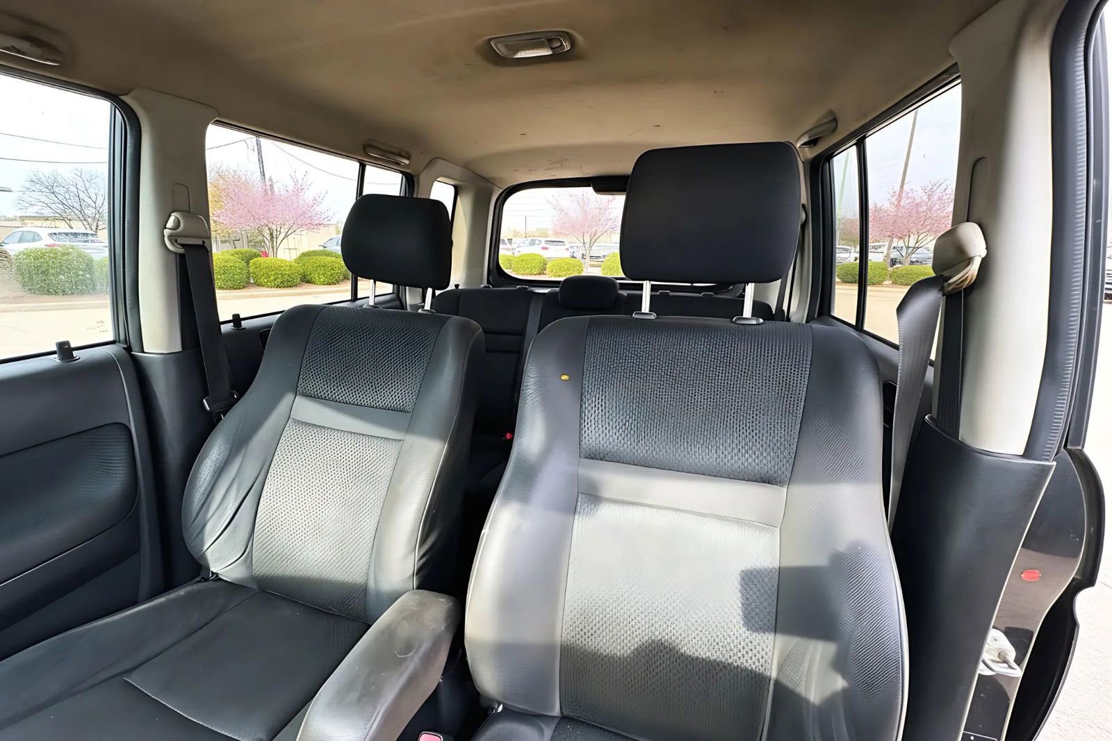 Used 2006 Scion xB Hatchback 4D image 12