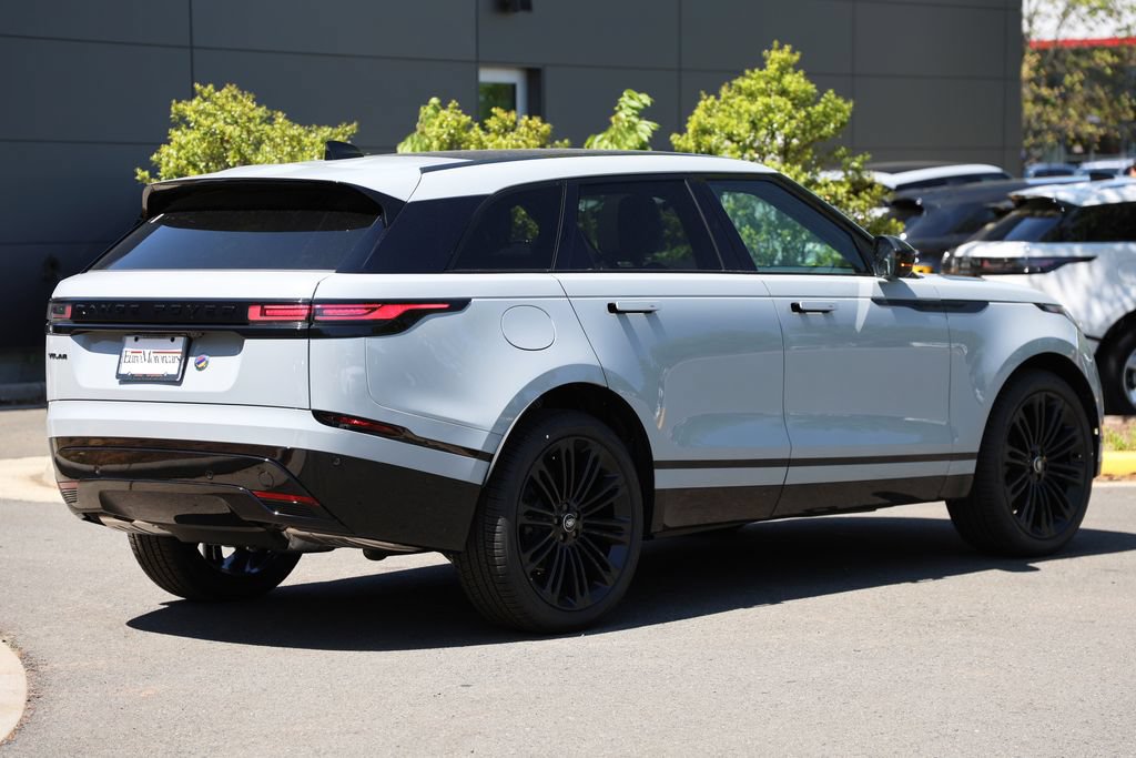 New 2026 Land Rover Range Rover Velar Dynamic SE AWD/4WD image 4
