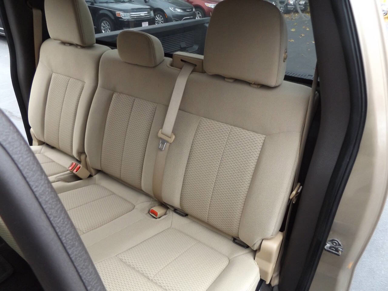 Used 2013 Ford F150 XLT w/ Mid Equipment Group image 15