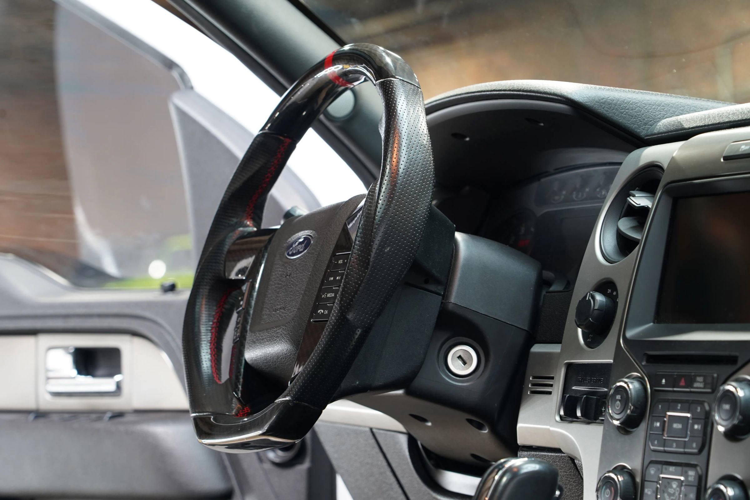 Used 2014 Ford F150 Raptor w/ Equipment Group 801A Luxury AWD/4WD image 55