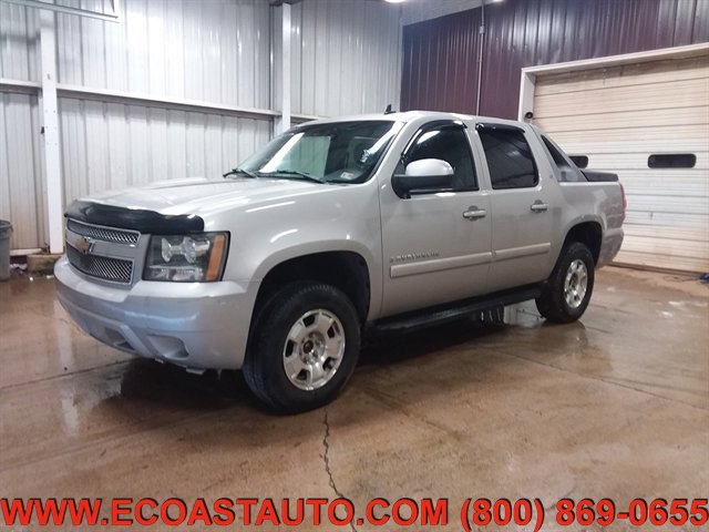 Used 2007 Chevrolet Avalanche LT AWD/4WD image 3