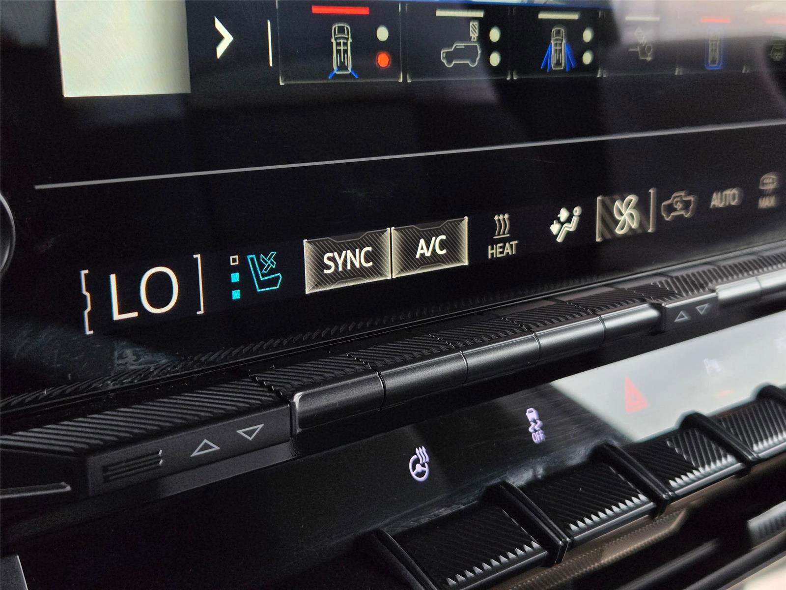 Used 2025 GMC Hummer EV 3X AWD/4WD image 22
