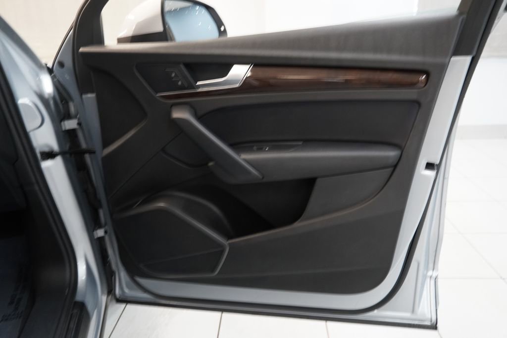 Used 2018 Audi Q5 2.0T Premium image 31