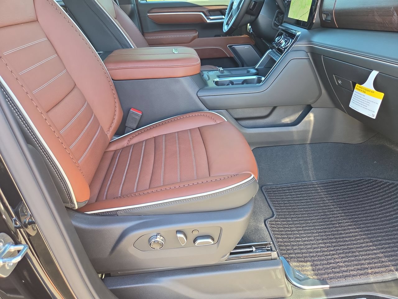 New 2026 GMC Sierra 3500 Denali Ultimate AWD/4WD image 29