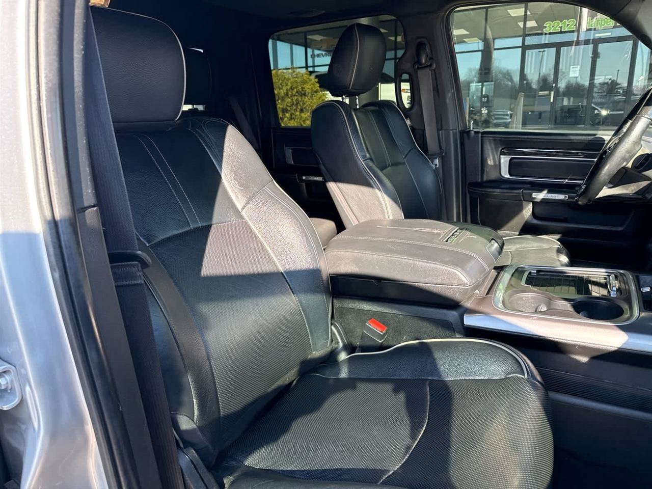 Used 2018 RAM 2500 Limited AWD/4WD image 26