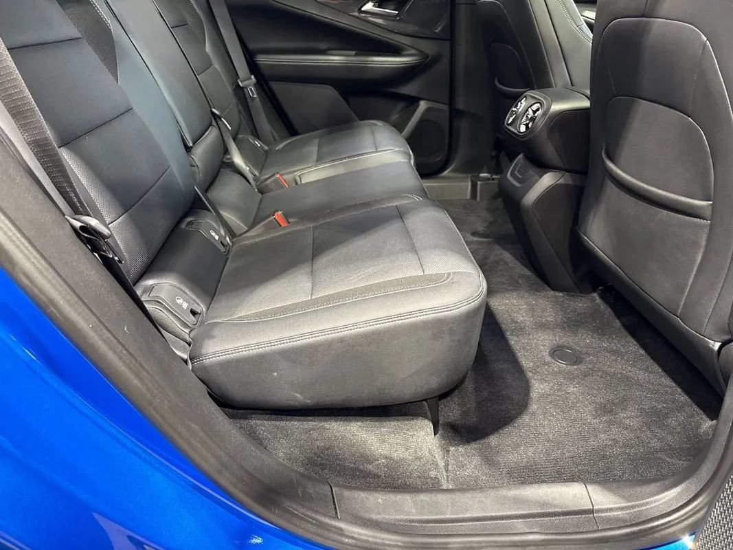 Used 2024 Chevrolet Blazer EV LT AWD/4WD image 92