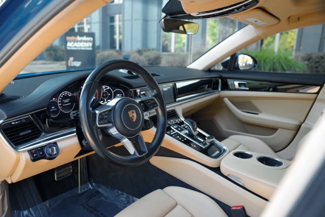 Used 2018 Porsche Panamera 4S AWD/4WD image 16
