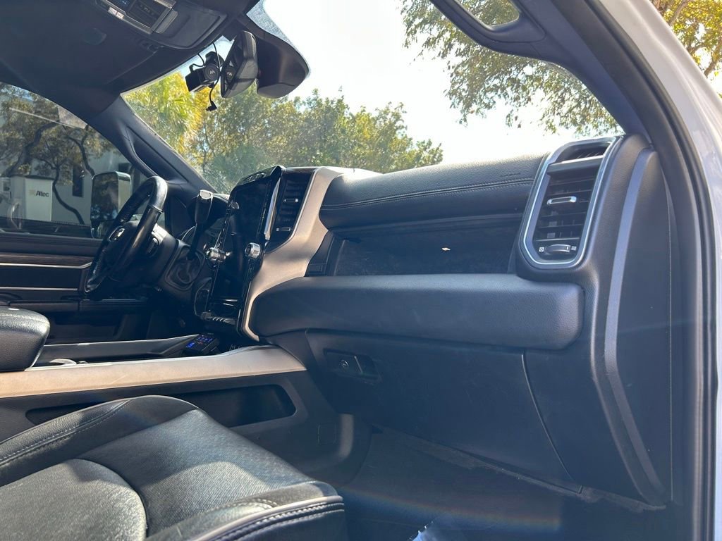 Used 2021 RAM 3500 Laramie image 38