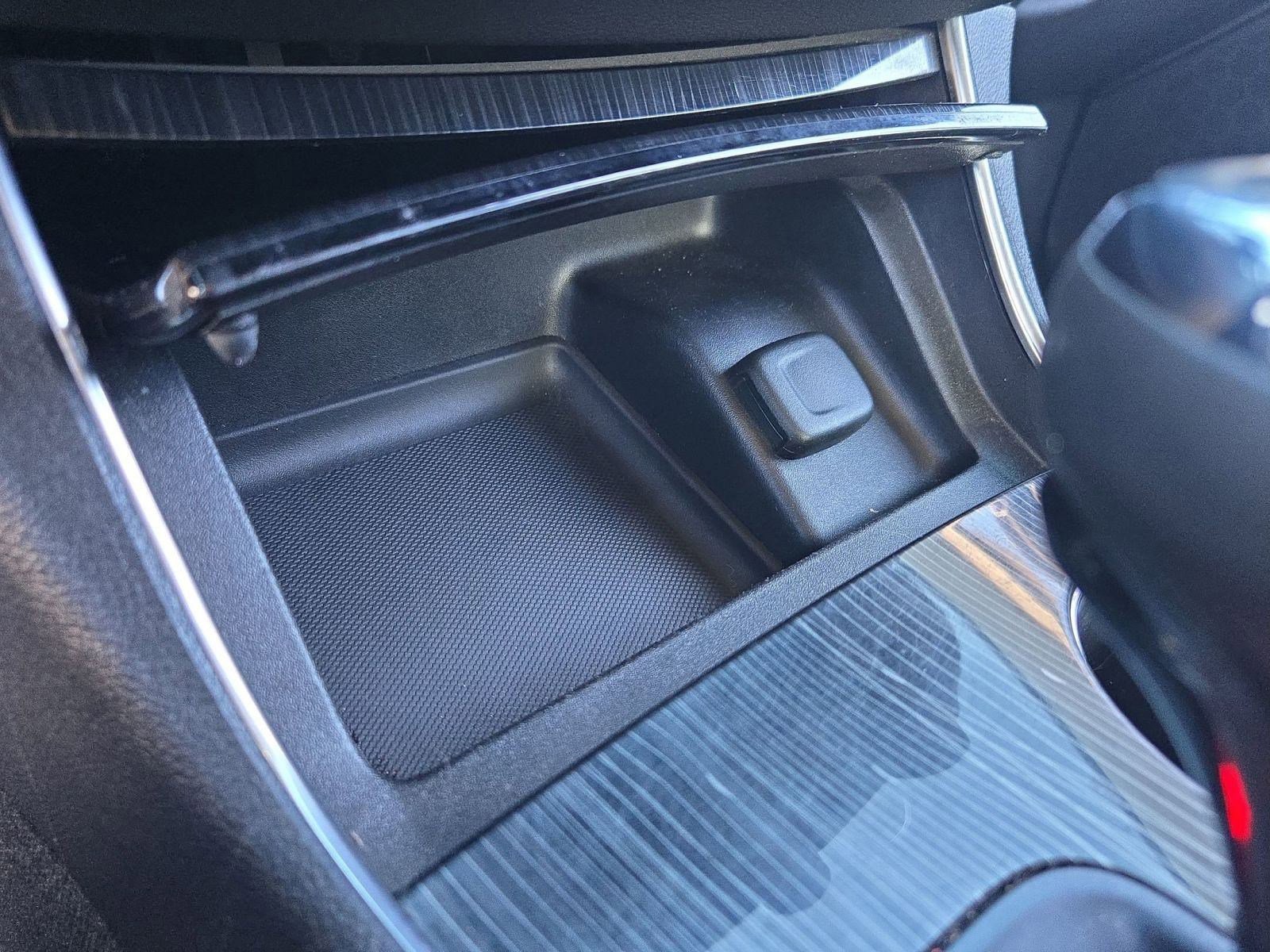 Used 2016 Chevrolet Impala LT image 22