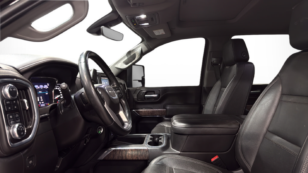 Used 2023 GMC Sierra 3500 Denali w/ Denali Black Diamond Edition AWD/4WD image 25