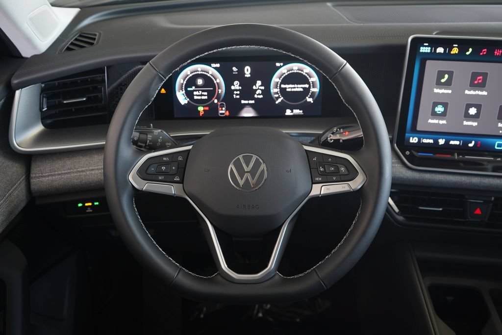 New 2026 Volkswagen Tiguan S FWD image 9
