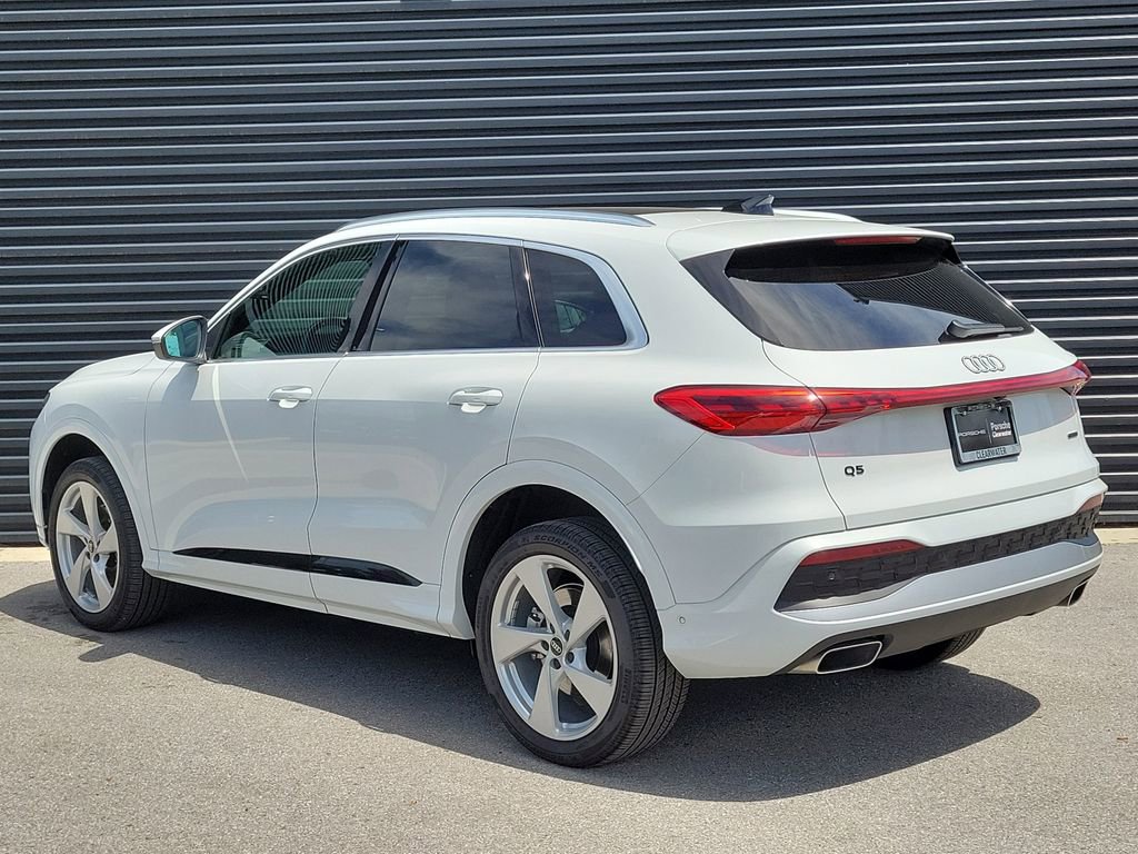 Used 2025 Audi Q5 Premium Plus AWD/4WD image 3
