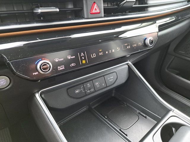 Used 2026 Kia Carnival SX Prestige image 17