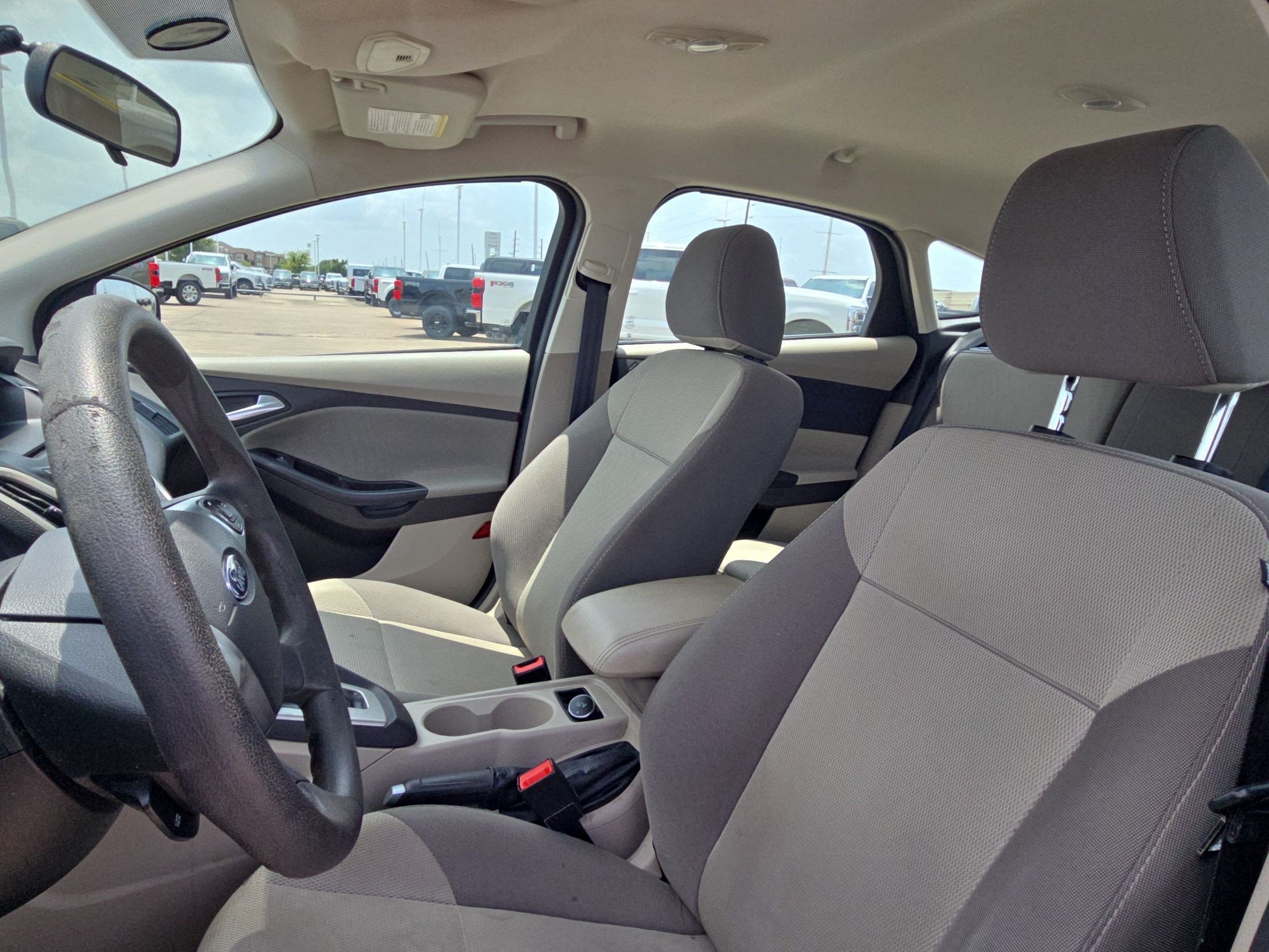 Used 2014 Ford Focus SE FWD image 15