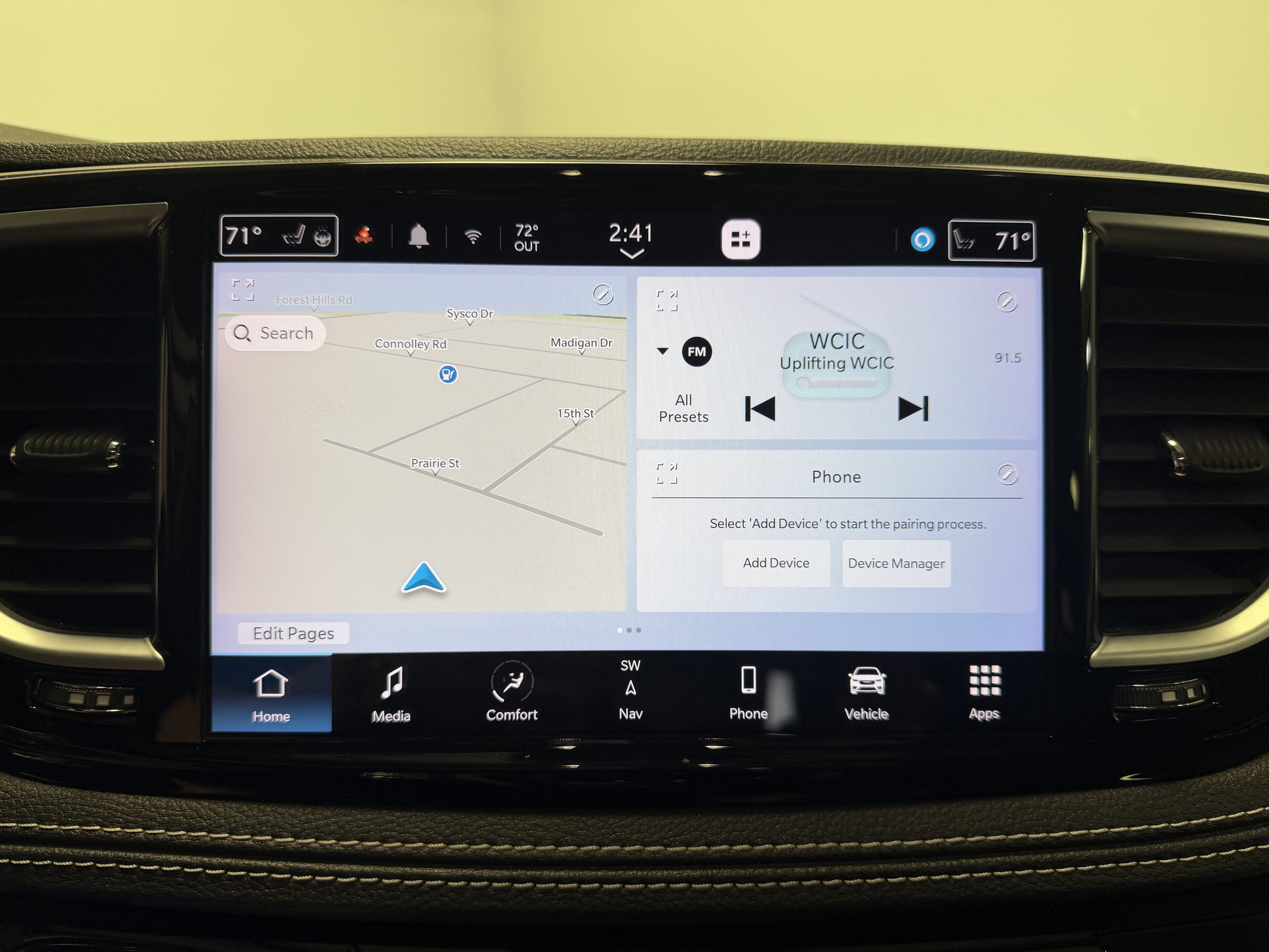 Used 2022 Chrysler Pacifica Limited w/ Uconnect Theater Family Group FWD image 7