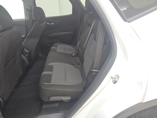 Used 2024 Chevrolet Blazer LT w/ Convenience Package FWD image 3