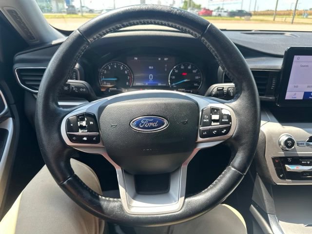 Used 2021 Ford Explorer XLT w/ Equipment Group 202A RWD image 35