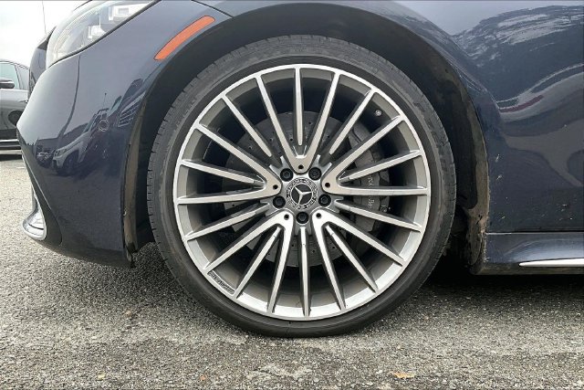 Used 2023 Mercedes-Benz S 580 4MATIC Sedan image 5