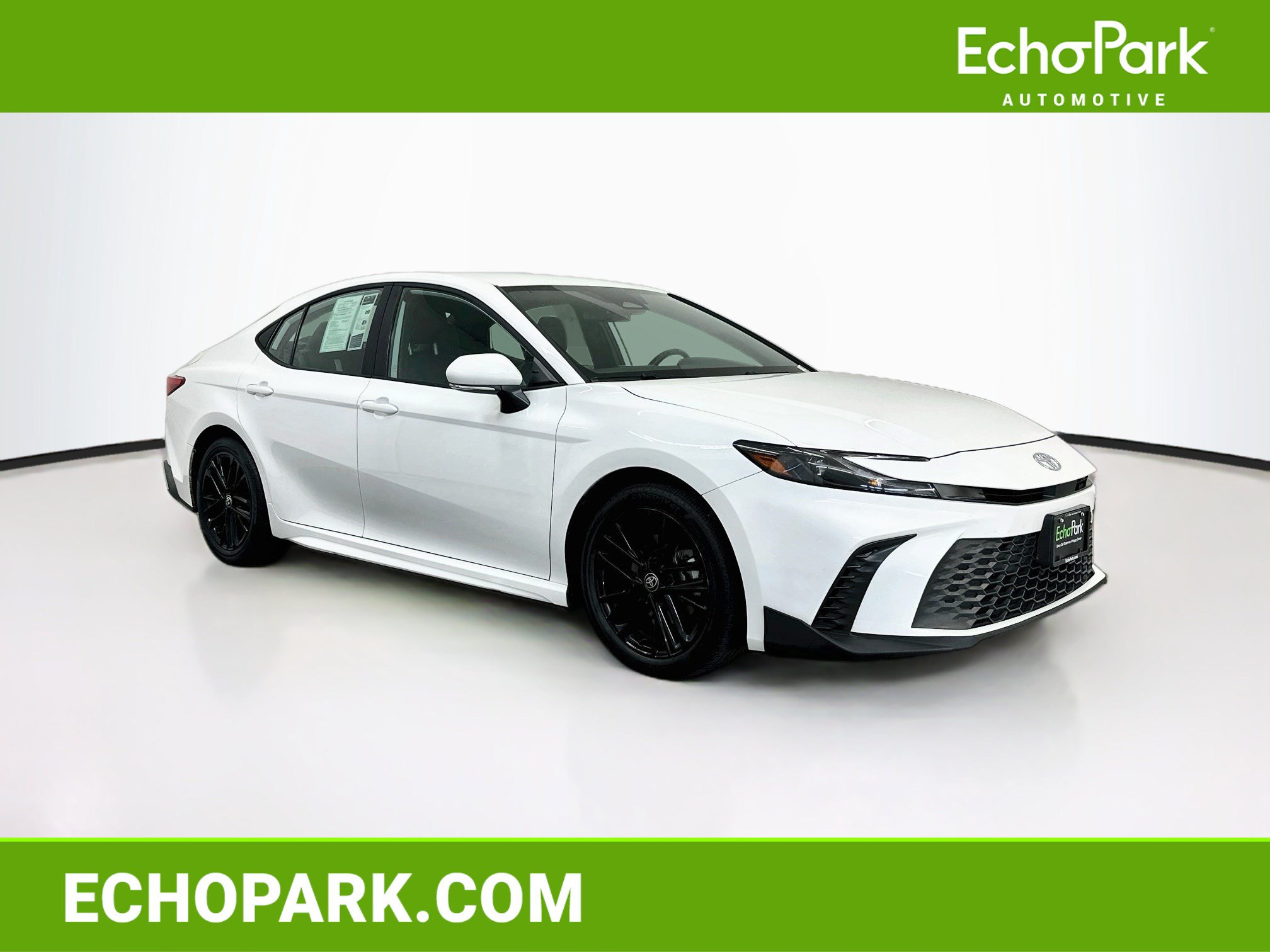 Used 2025 Toyota Camry SE