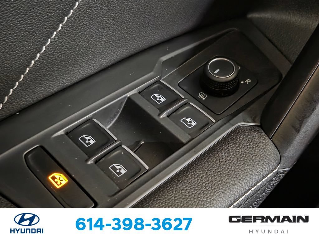 Used 2024 Volkswagen Tiguan SE R-Line FWD image 25