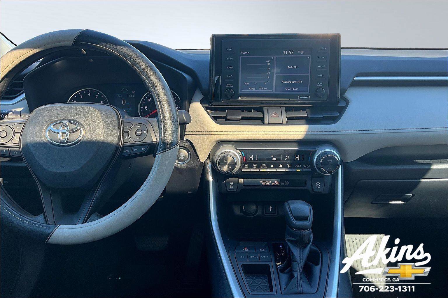 Used 2021 Toyota RAV4 XLE image 8