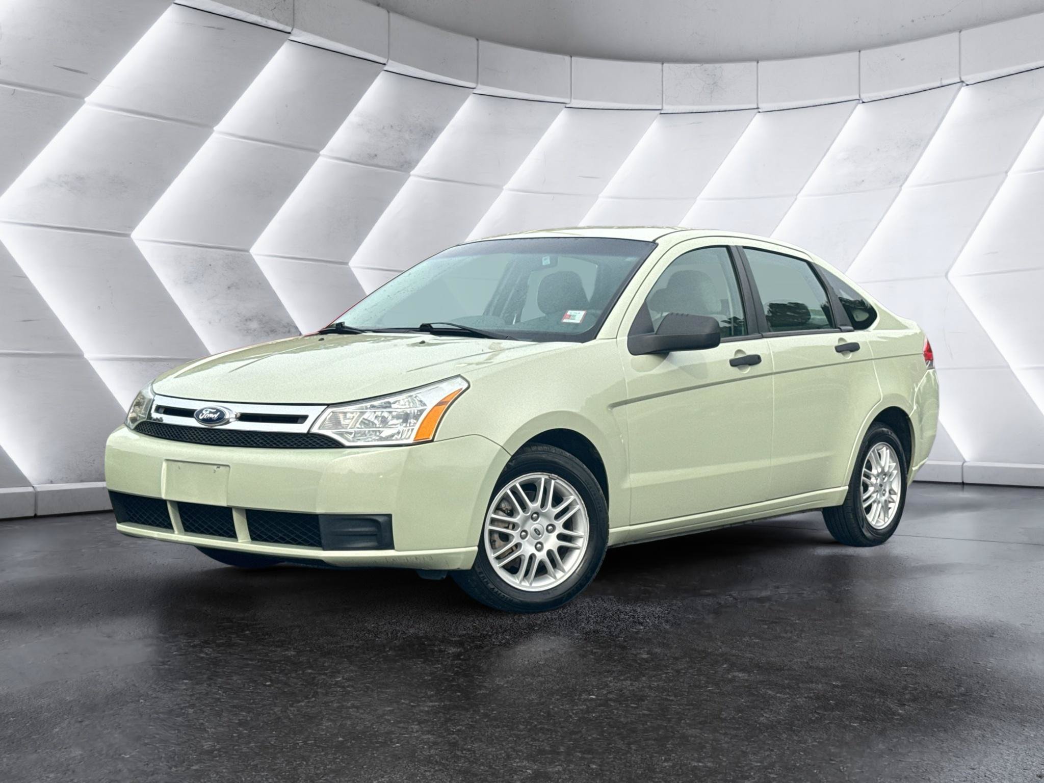Used 2011 Ford Focus SE w/ 201A Rapid Spec Order Code